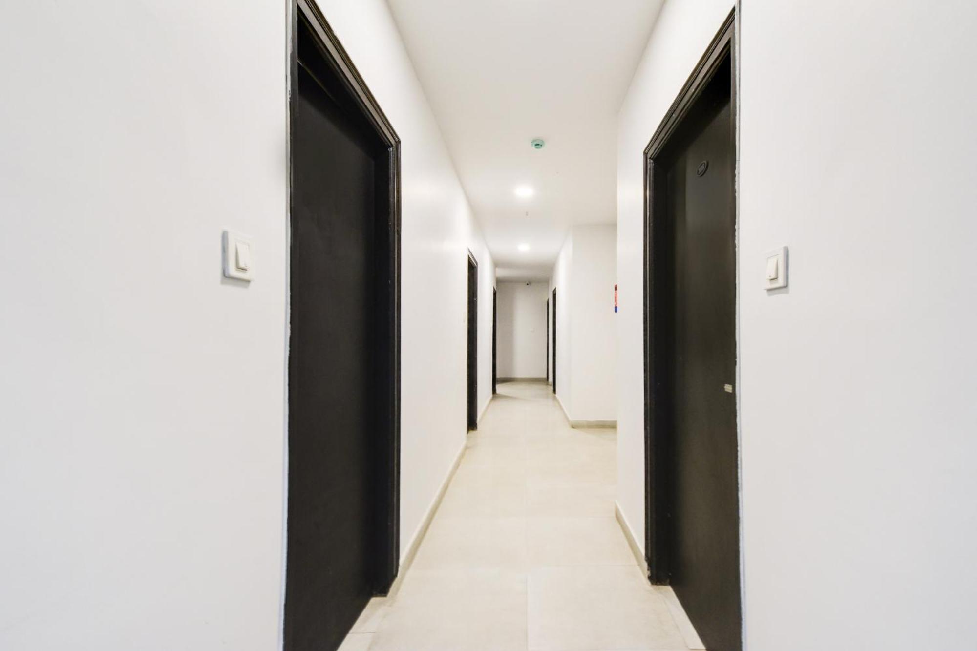Hotel Super Townhouse Alwal Road à Trimulgherry Extérieur photo