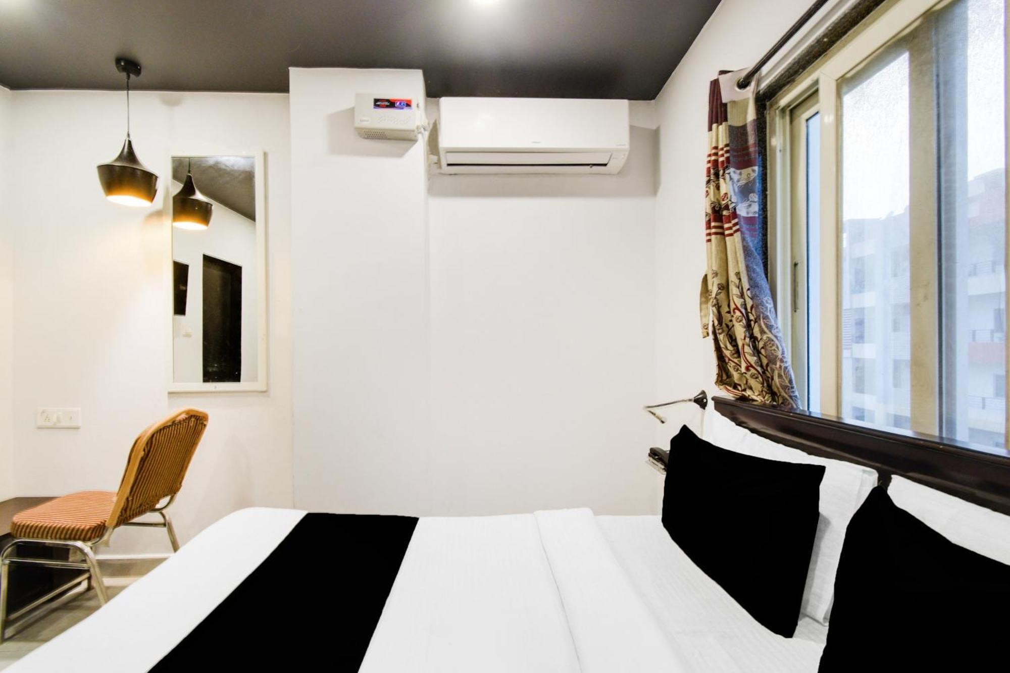 Hotel Super Townhouse Alwal Road à Trimulgherry Extérieur photo