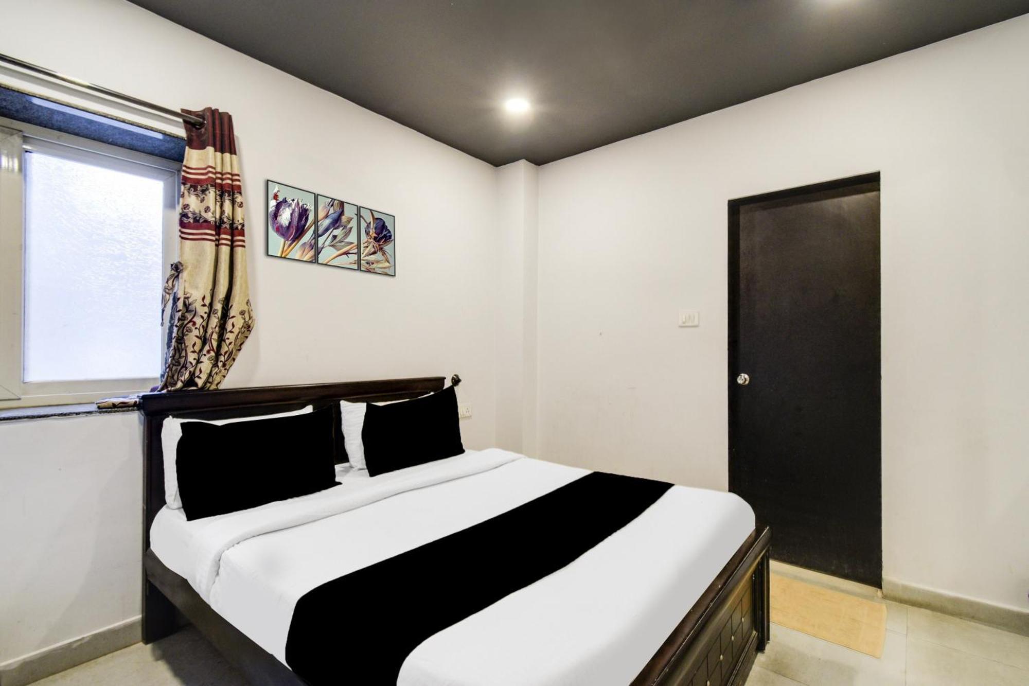 Hotel Super Townhouse Alwal Road à Trimulgherry Extérieur photo